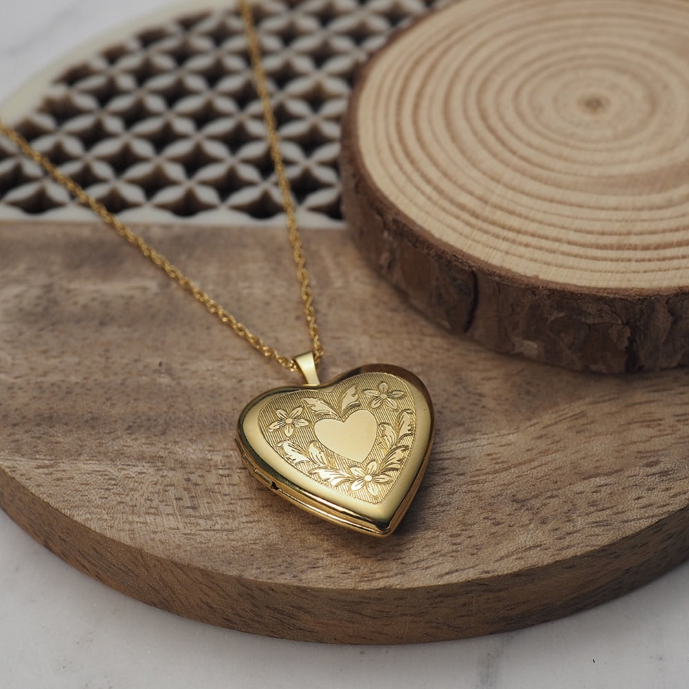 Heart Locket in 14K Yellow Gold (0.01 ct tw) – Ann-Louise Jewellers