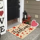 thumbnail image 1 of Felpudo de San Valentín | Felpudo antideslizante con diseño de gnomo y corazón para puerta de entrada | Alfombra de entrada para interior y exterior | 40 x 60 cm, 1 of 8