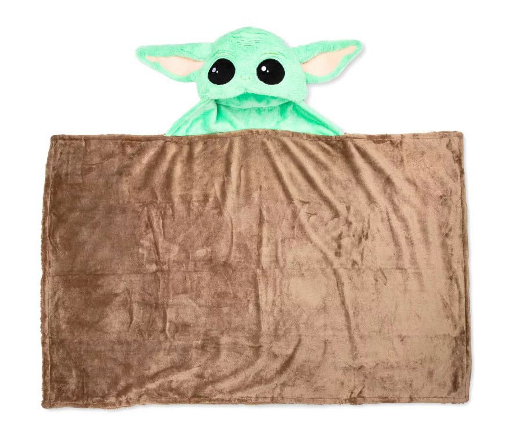 Star Wars " The Mandalorian" Hooded Blanket - image 3 of 4