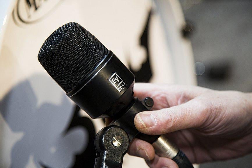 Dynamic Supercardioid Bass Drum Microphone