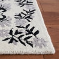 thumbnail image 3 of SAFAVIEH Empire Janetta Medallion Area Rug, Ivory/Black, 4' x 6', 3 of 11