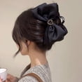 thumbnail image 3 of Elegante horquilla de alta gama con forma de tiburón y pinza para el pelo de plumas negras grandes para mujer, 3 of 6