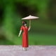 thumbnail image 1 of 1:64 figura de niña de aduanas antigua, modelo en miniatura, Mini muñeca para tren, modelo de jardín de hadas, Kits de construcción, accesorios de Rojo Hugo Figuras de dioramas, 1 of 10
