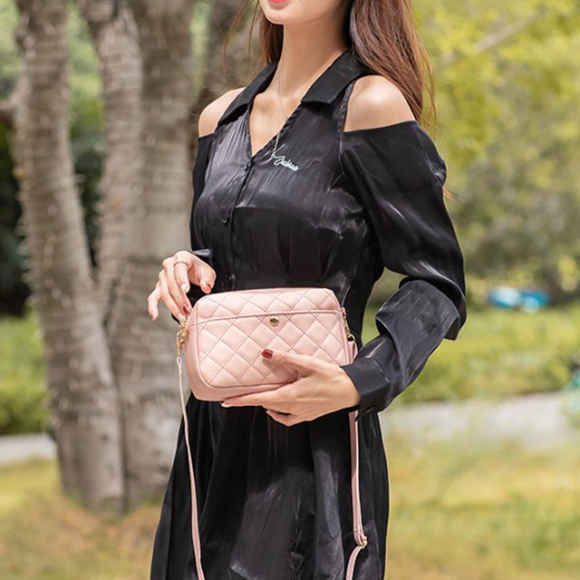 maskred Practical And Stylish Handbag Lightweight And Convenient For Everyday Fashionable And Versatile PU Female Shoulder Bag brown 1Set