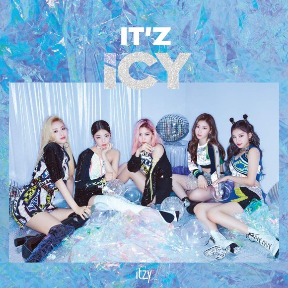 JYP Entertainment ITZY - IT’z ICY [ICY ver.] CD+80p Photobook+2Photocards+Pre-Order Benefit+Folded Poster+Double Side Extra Photocards Set