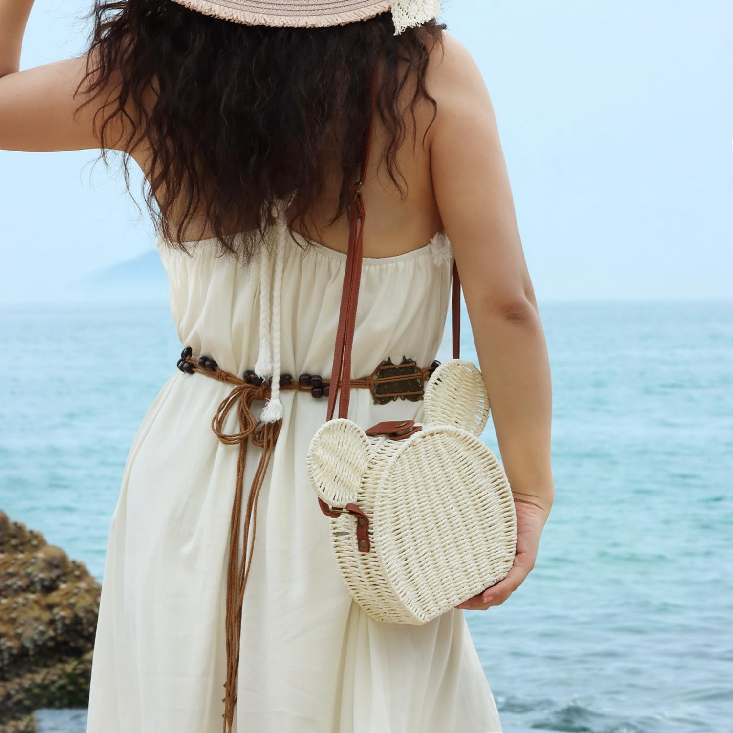 Round Rattan Purse for Women Wicker Crossbody Bag Cute Summer Beach Bag Woven Handbag for Vacation