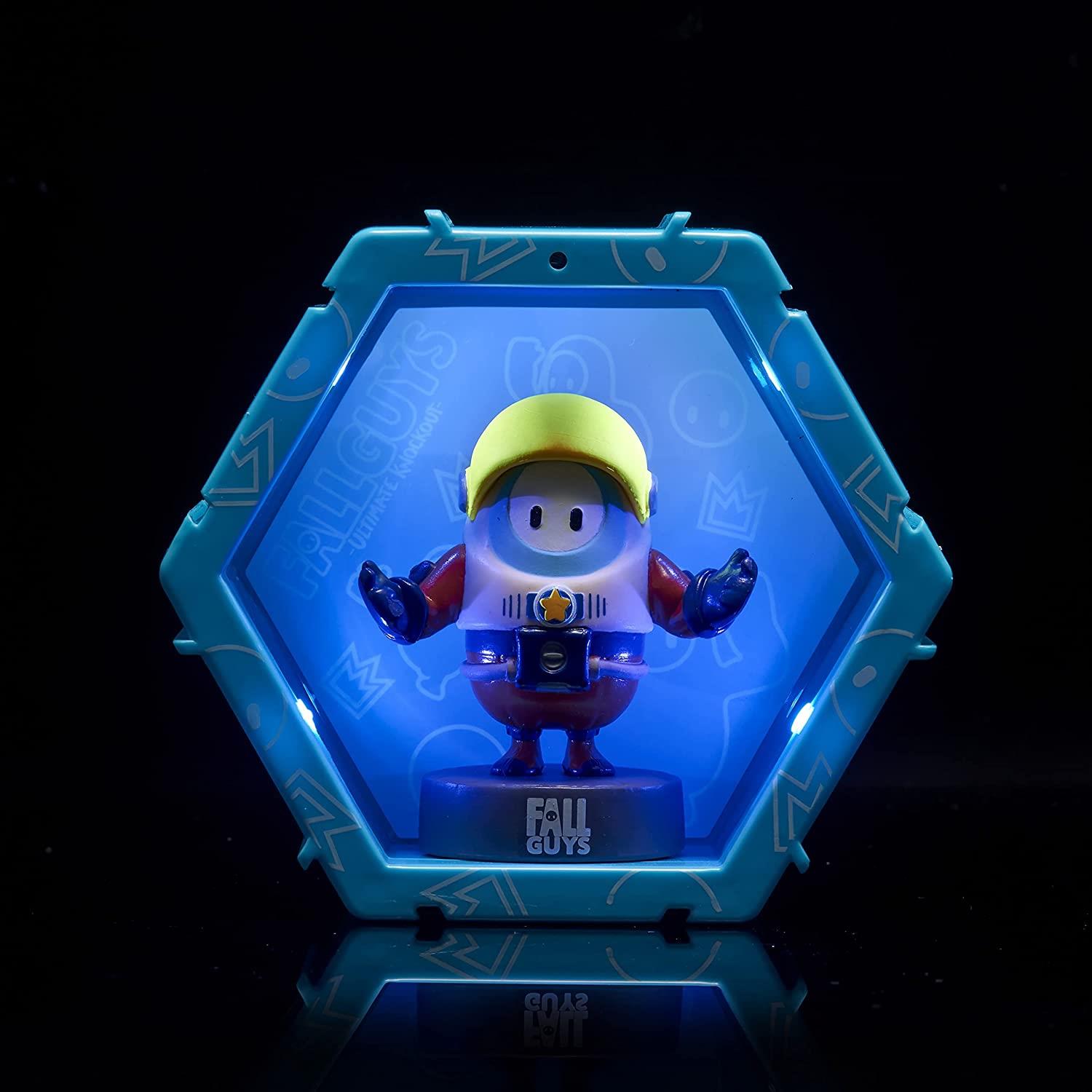  WOW! PODS Fall Guys: Ultimate Knockout - Astronaut Light-up  Bobble-Head Figure, Official Merchandise, Collectibles, Toys and Gifts