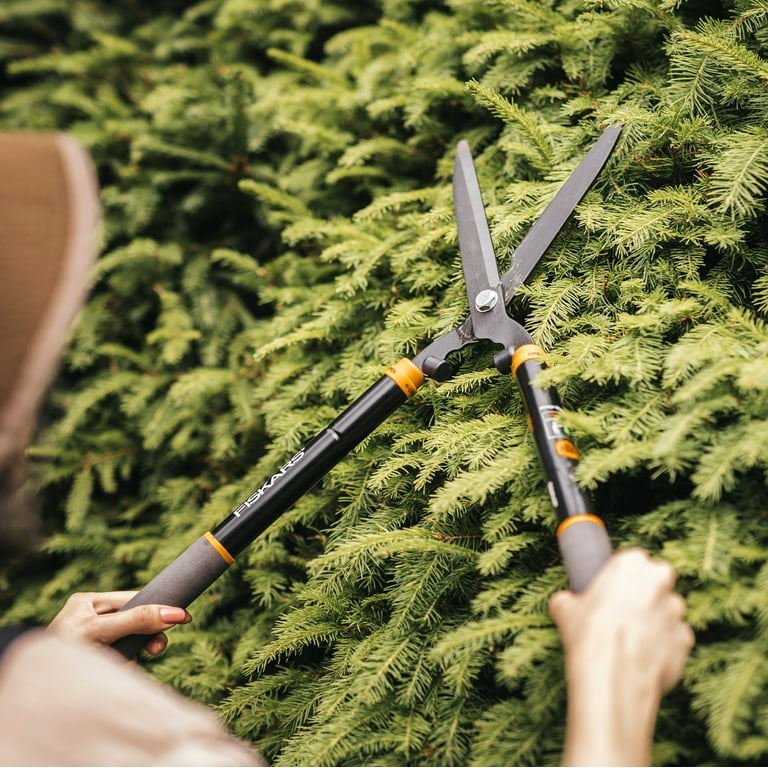 Fiskars Extendable Hedge Pruning Shears, 25-33