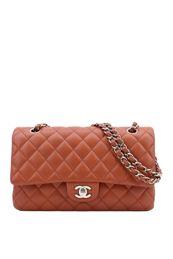 Pre-Owned CHANEL Classic Medium Double Flap Quilted Leather Shoulder Bag Red