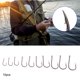 thumbnail image 5 of 100 piezas de anzuelos de pesca de acero con alto contenido de carbono con anzuelo de púas afiladas, accesorio para pescadores, color negro con orificio, 5 of 9
