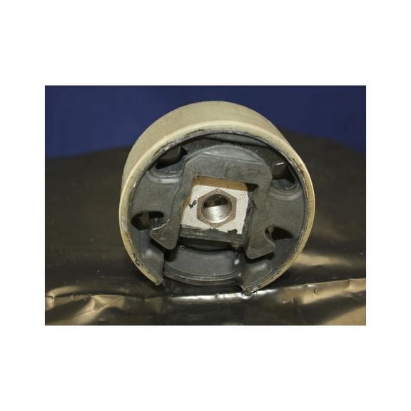 Front Upper Engine Mount - Compatible with 2010 - 2014 Volkswagen Golf 2011 2012 2013