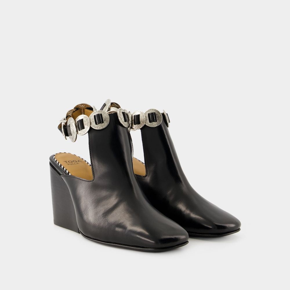 ショートブーツ・ブーティ TOGA Aj1308 Boots - Toga Pulla - Leather - Black Toga Pulla Aj1308 Boots - Leather - Black Black (Women's