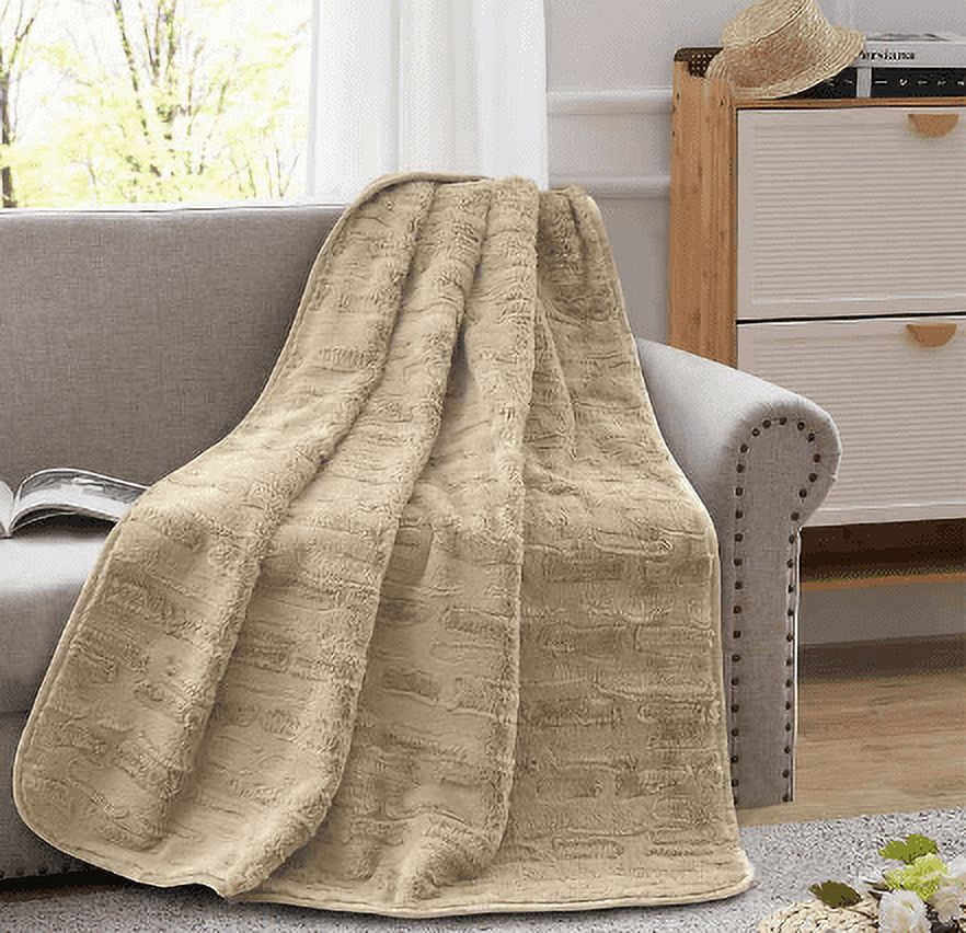 Brentwood Originals Oversized Waterproof Pet Blanket and Furniture Protector