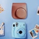 thumbnail image 4 of Bolsas de cámara instantánea de cuero PU para Fujifilm Instax Mini 12/11/9/8 (marrón claro), 4 of 5