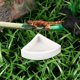 thumbnail image 2 of 2 cuencos de cerámica gruesos para reptiles, recipiente para almacenar agua y comida, comedero antiescape para lagartijas (blanco, triángulo grande), 2 of 7