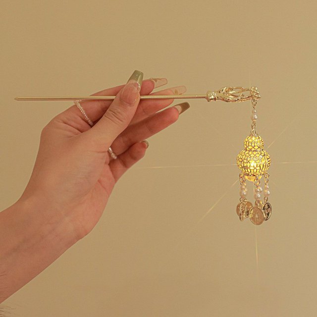Horquilla de borla hueca para lámpara de palacio luminoso, palillos, accesorios Hanfu, horquilla de metal para tocado