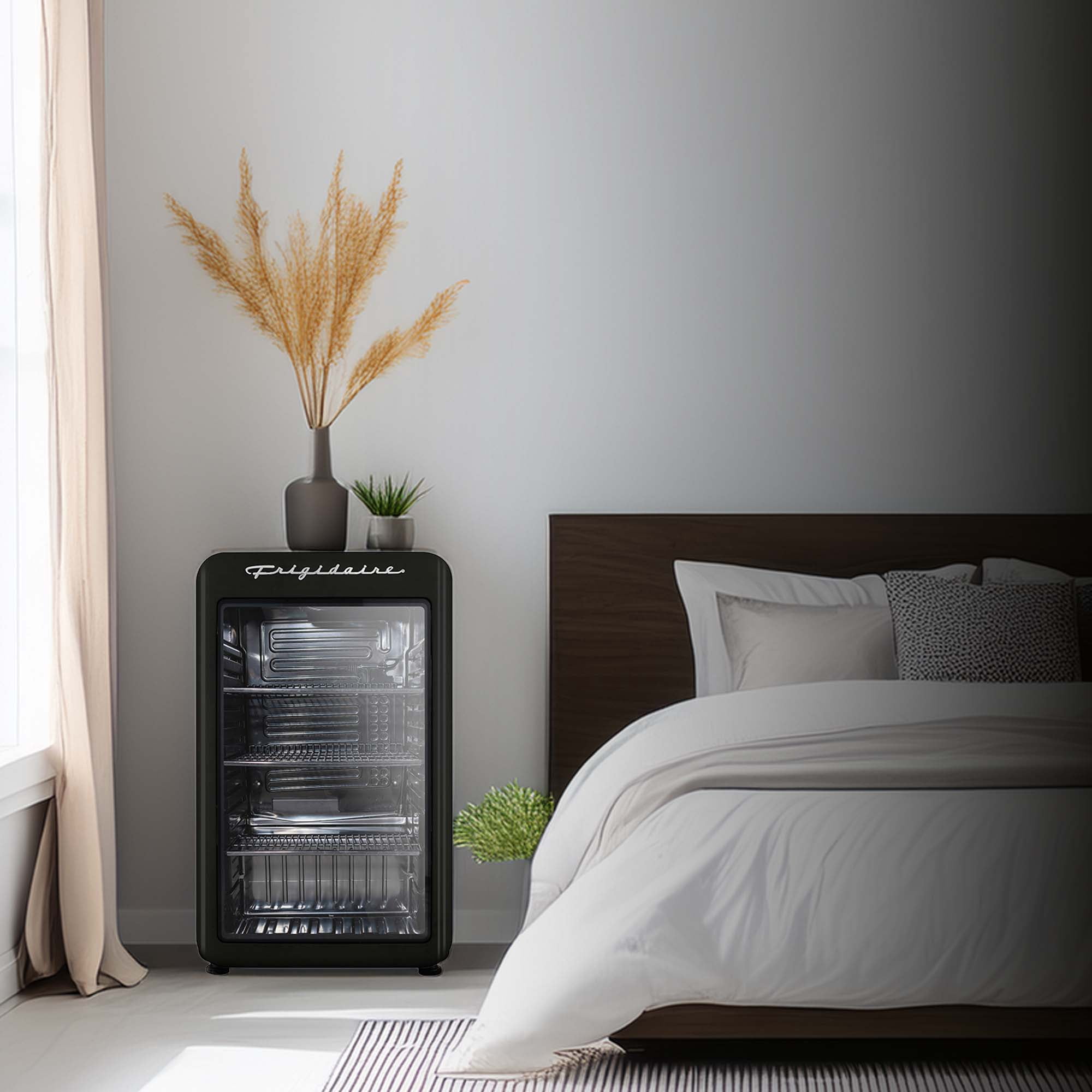 Frigidaire 3.3 Cu. ft. 102 Can Retro Refrigerator, 95 Liter Mini Fridge with Glass Door, Black