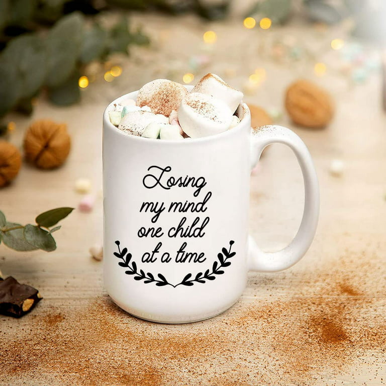 I LOVE hot moms - Coffee Mug. Coffee Tea Cup Funny Words Novelty Gift  Present White Ceramic Mug for Christmas Thanksgiving