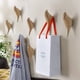 thumbnail image 3 of Gancho de pared multifuncional con diseño de pájaro de resina para colgar abrigos, toallas, sombreros, bolsos (juego de 3), resina, madera, 10*4,5*7, 3 of 4