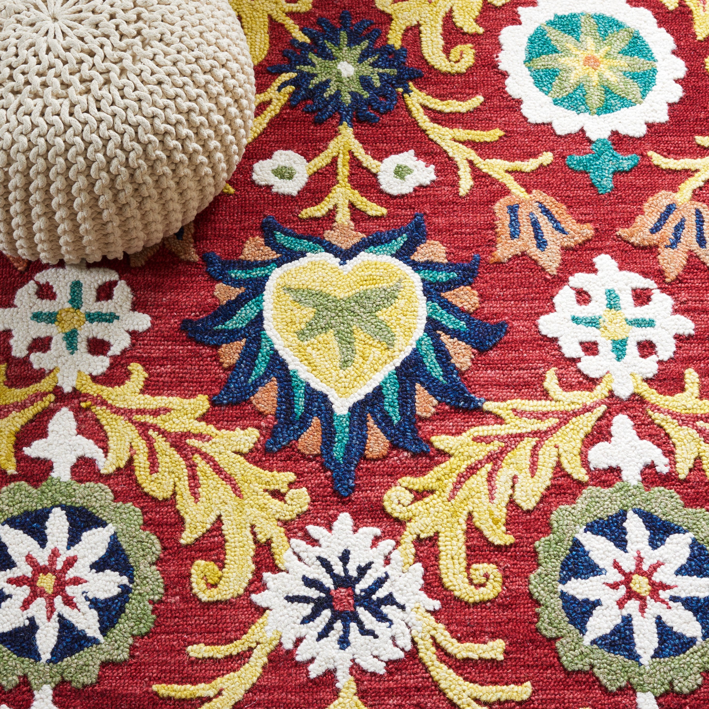 SAFAVIEH Blossom Cantor Floral Area Rug, Red/Yellow, 5' x 8'