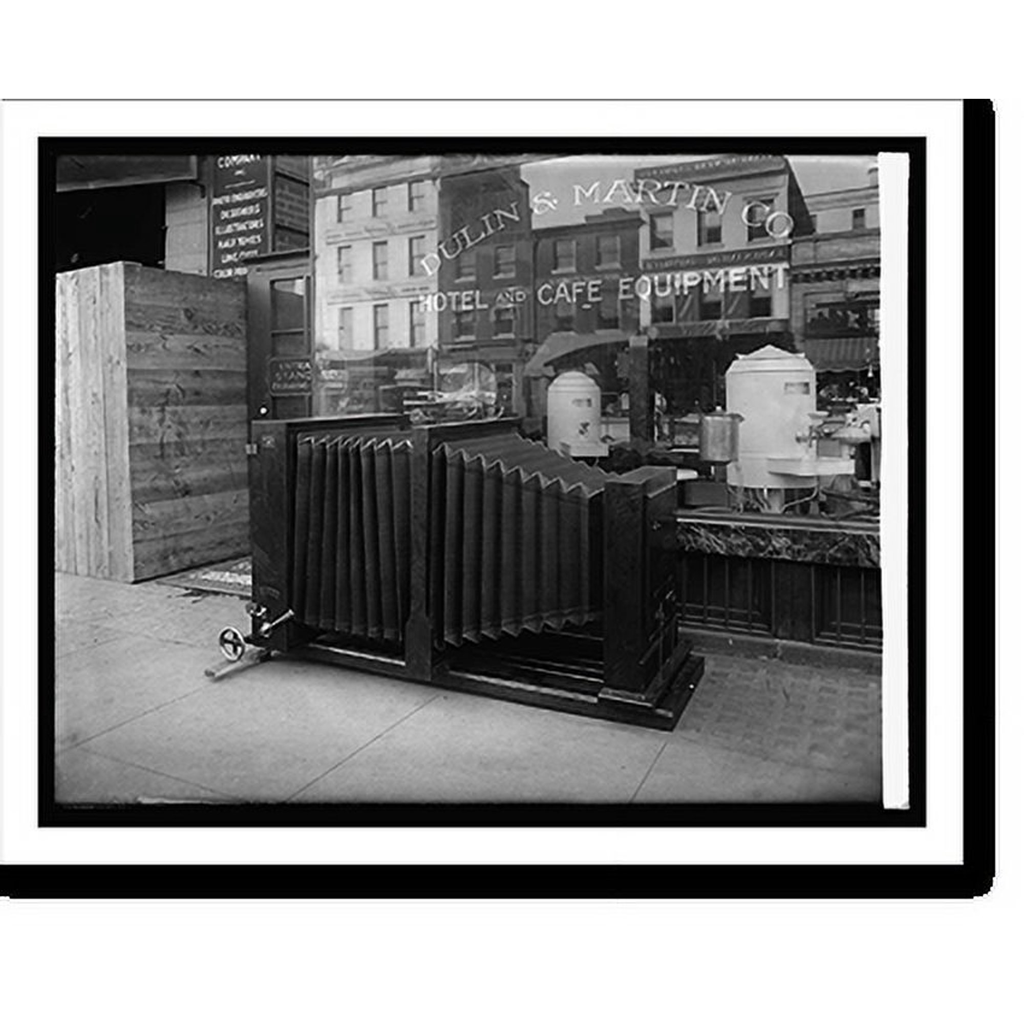 Historic Print Standard Eng. Co. big camera 18 x 24