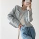 thumbnail image 3 of Chaqueta corta elegante con botones de perlas de Rimocy para mujer, abrigo de tweed de cuello redondo a la moda coreana, abrigos cortos elegantes con bolsillos para mujer, 3 of 6