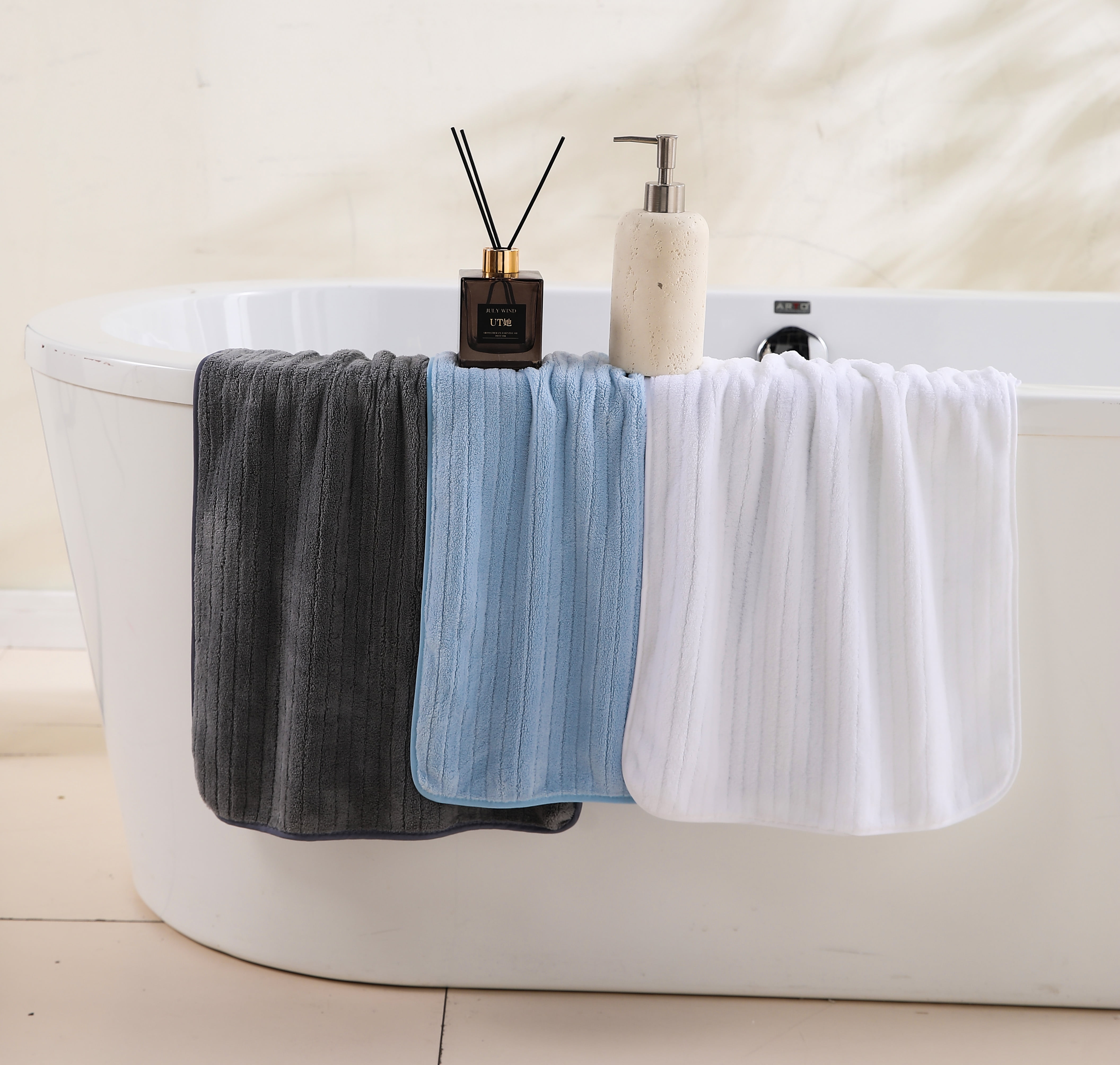 Covina Home 12 Pack White Hand Towel Set, Oversized Ultra Soft Microfiber Bathroom Bath Hand Towel Set Adult Luxury Lightweight Cozy Collection