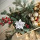 thumbnail image 5 of GOOHOCHY 8 piezas de flores de árbol de Navidad artificiales para decoración de fiestas, 5 of 8