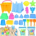 thumbnail image 1 of Castillo de arena Kubusfly de Beach Toys con 2 cubos, 2 bolsas y 4 palas, 1 of 6