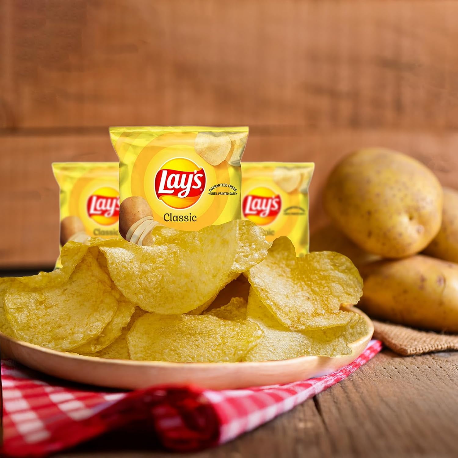 Lay's Classic Potato Chips, 0.5 oz Bags, Pack of 20 Bundled by Shoppyway