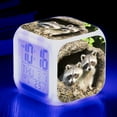 thumbnail image 4 of Réveil Animal Raton Laveur avec Horloge Carrée à Changement de Couleur à LED - un Réveil de Bureau Personnalisé et Créatif, 4 of 6