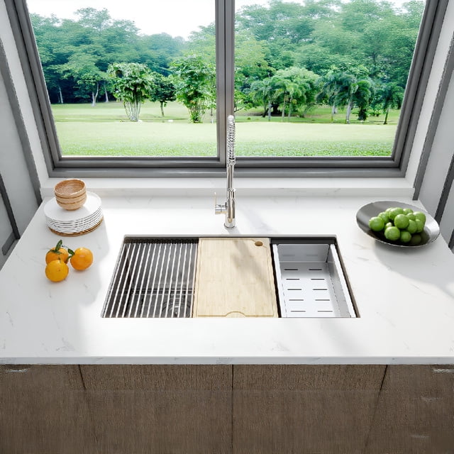 Kojooin Stainless Steel 304 Undermount Kitchen Sink for Contemporary Kitchens