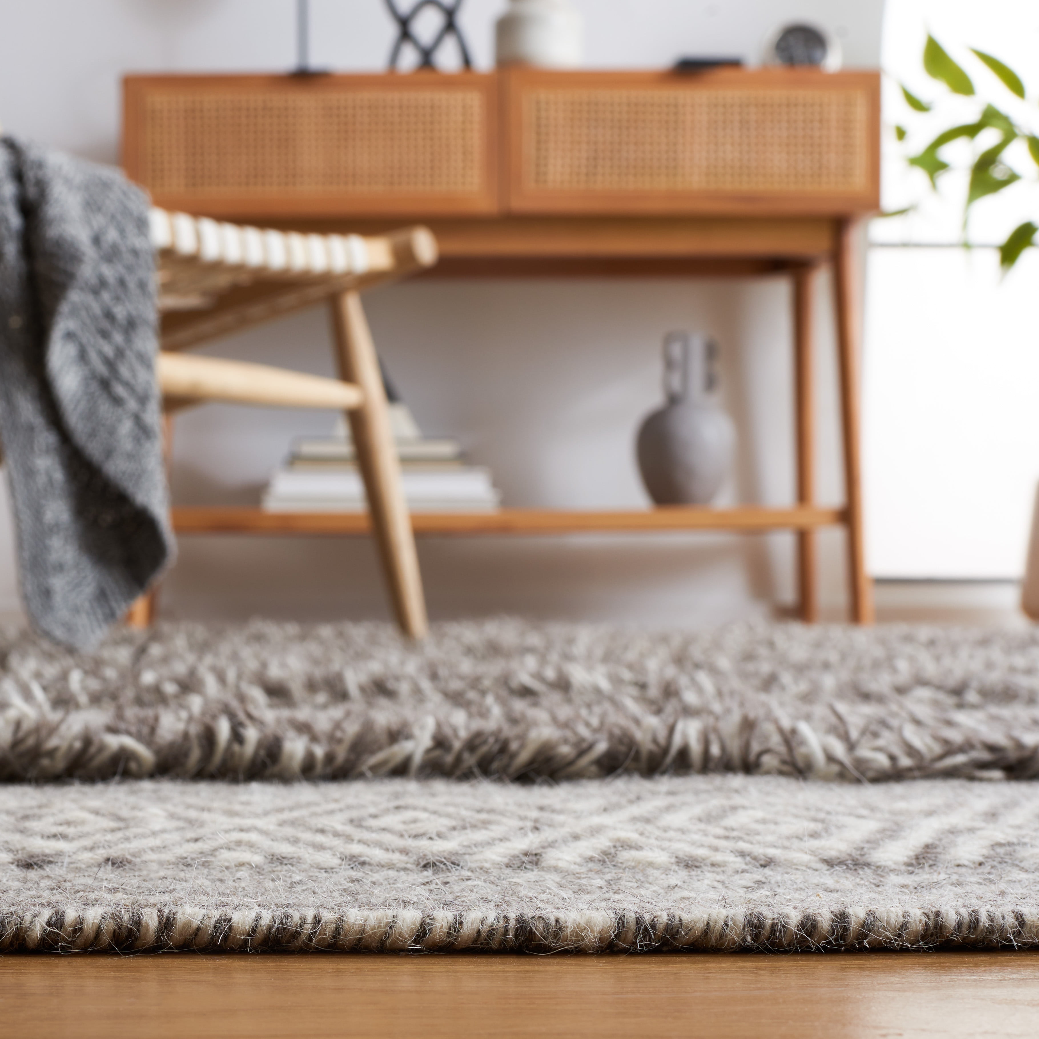 SAFAVIEH Vermont Zavier Stripe Area Rug, Brown/Ivory, 6' x 6' Square
