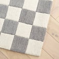 thumbnail image 4 of SAFAVIEH Martha Stewart Chelsea Checkered Area Rug, Grey/Ivory, 6' x 9', 4 of 8