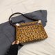 thumbnail image 4 of Bolso Bandolera Gamuza para Mujer Con Correa Ajustable El (estampado Leopardo), 4 of 8