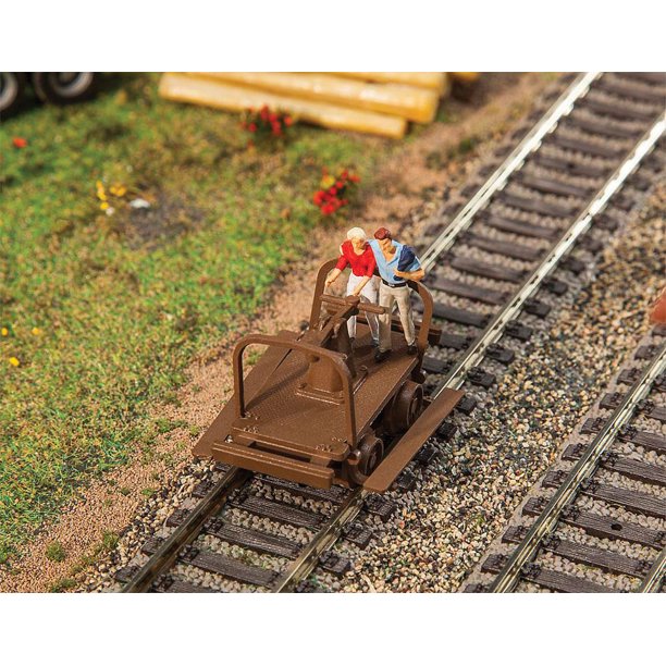Walthers HO Scale Model Railroad Scenery Kit Handcars Kit (2Pack)