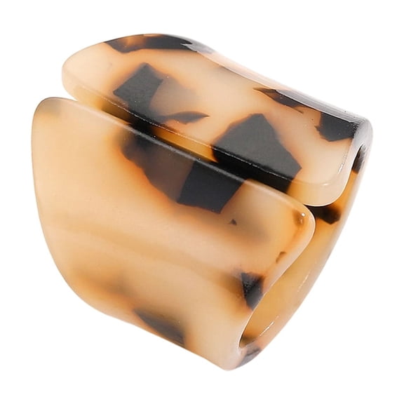 Flexible Fit Brown Leopard Pattern Acrylic Geometric Rings Lightweight Comfortable Statement Jewelry Accessory