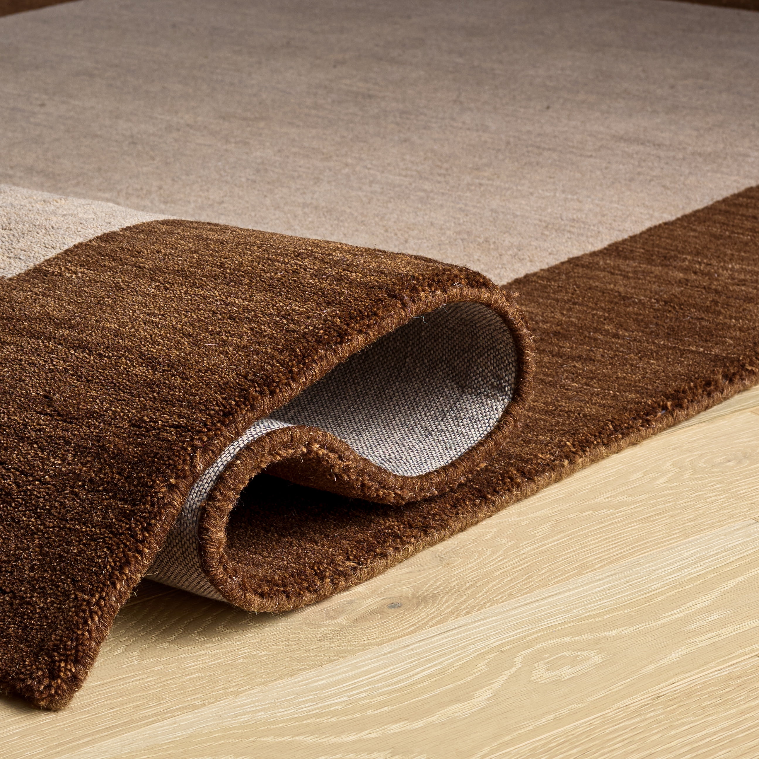 Safavieh Himalaya Cenric Solid Wool Area Rug, Beige/Dark Brown, 8' x 10'