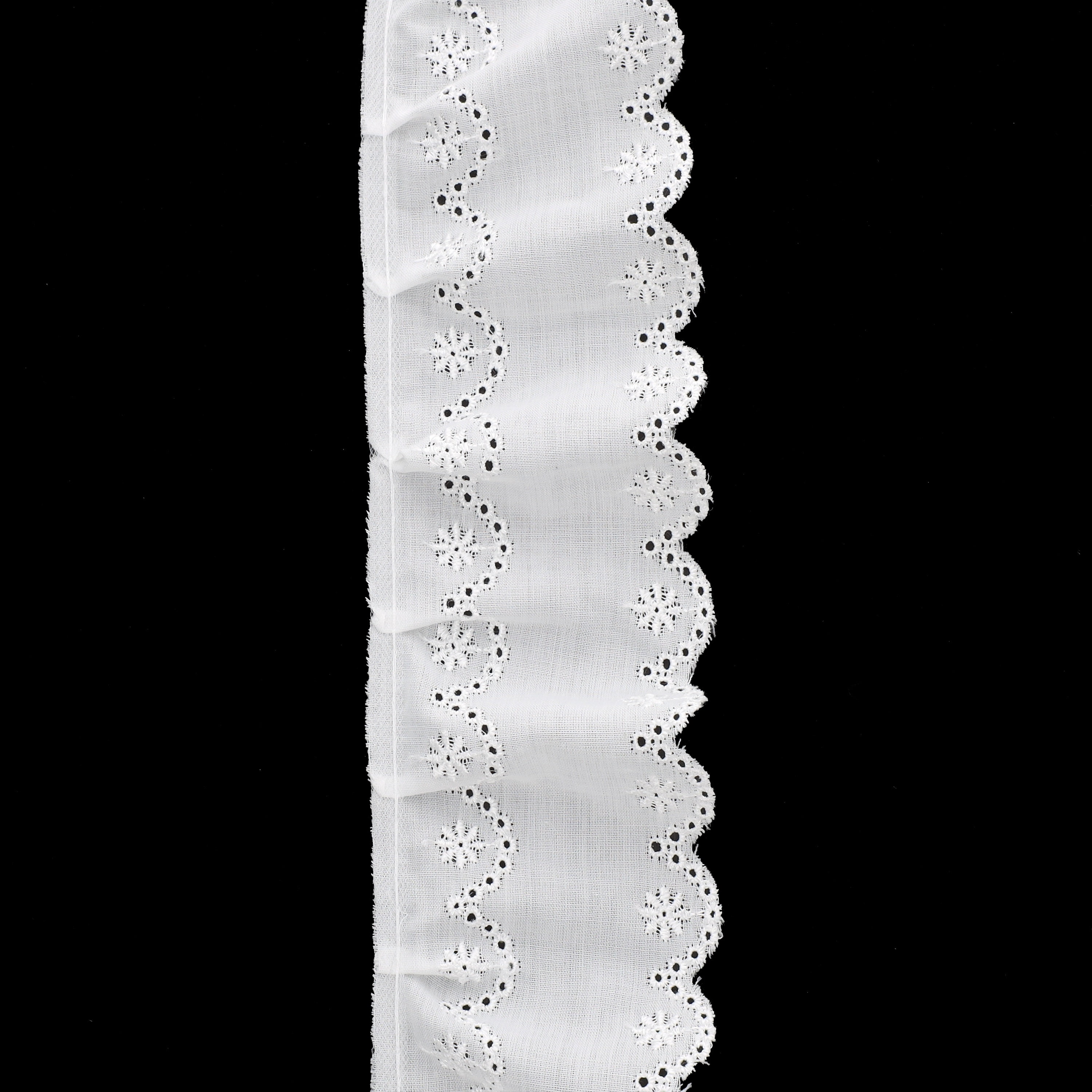 Natural, off White 2 Various Width and Shape Cotton Lace Trimlt4 