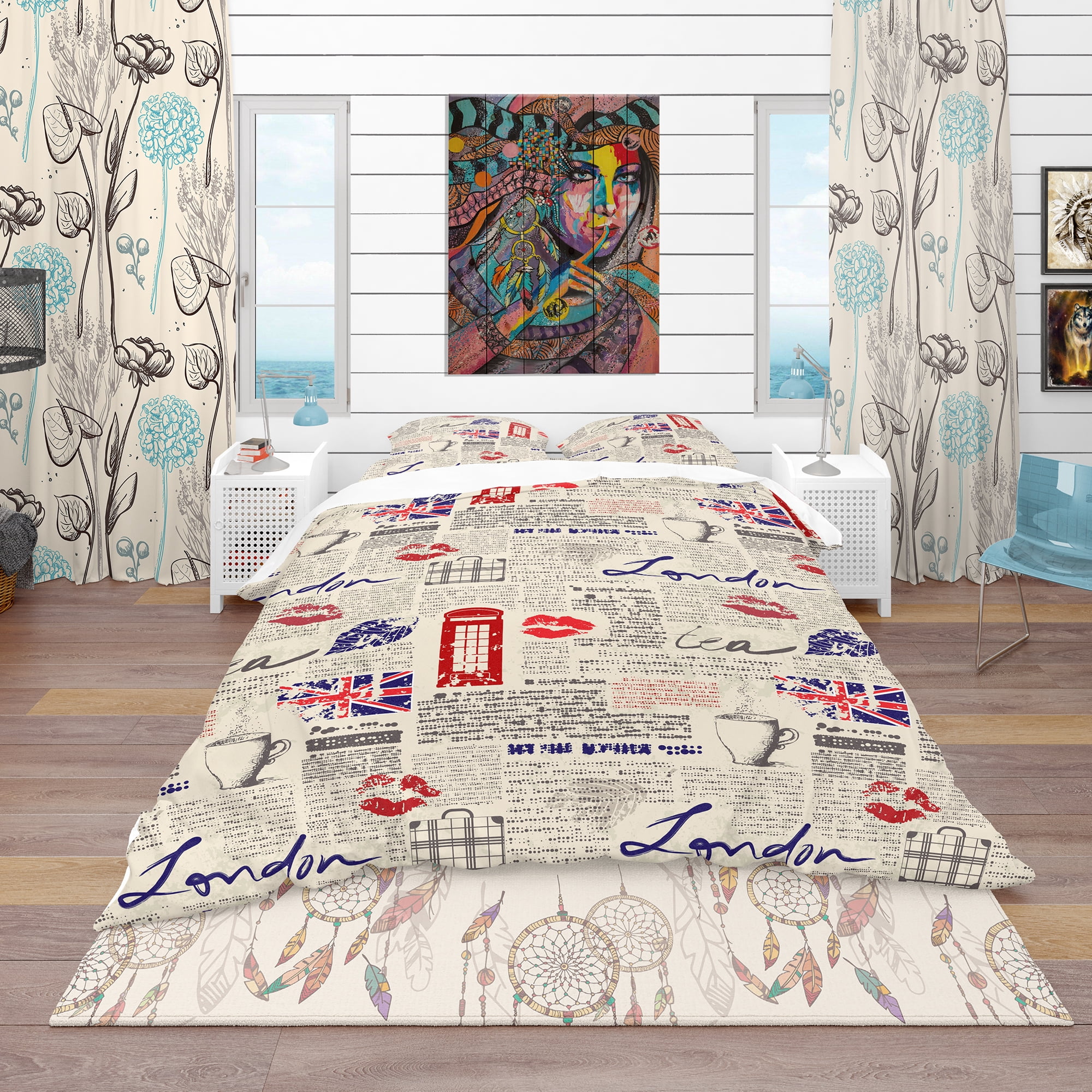Designart 'Uk London Vintage Kiss Print' Modern & Contemporary Duvet Cover Set
