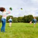 thumbnail image 3 of Juego de juegos al aire libre Toss and Catch Ball para niños Weehoey +3 años, 3 of 6