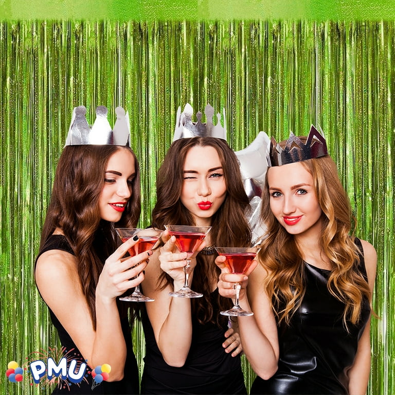 PMU Lime Green Metallic Curtains Party Accessories Decoration (3/pkg) Pkg/1  - Walmart.com