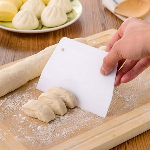 Limei 2Pcs Dough Scraper Plastic Dough Cutter Bench Scraper Dough Bowl Spatula Multipurpose Food Scrappers Kitchen Tool for Dough, Pastry, Pizza, Bread, Baking Cake Fondant Icing and More