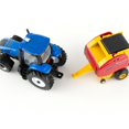 thumbnail image 3 of Set Haying ERTL 1/64 New Holland con Speedrower 220 y T8.350, 3 of 6