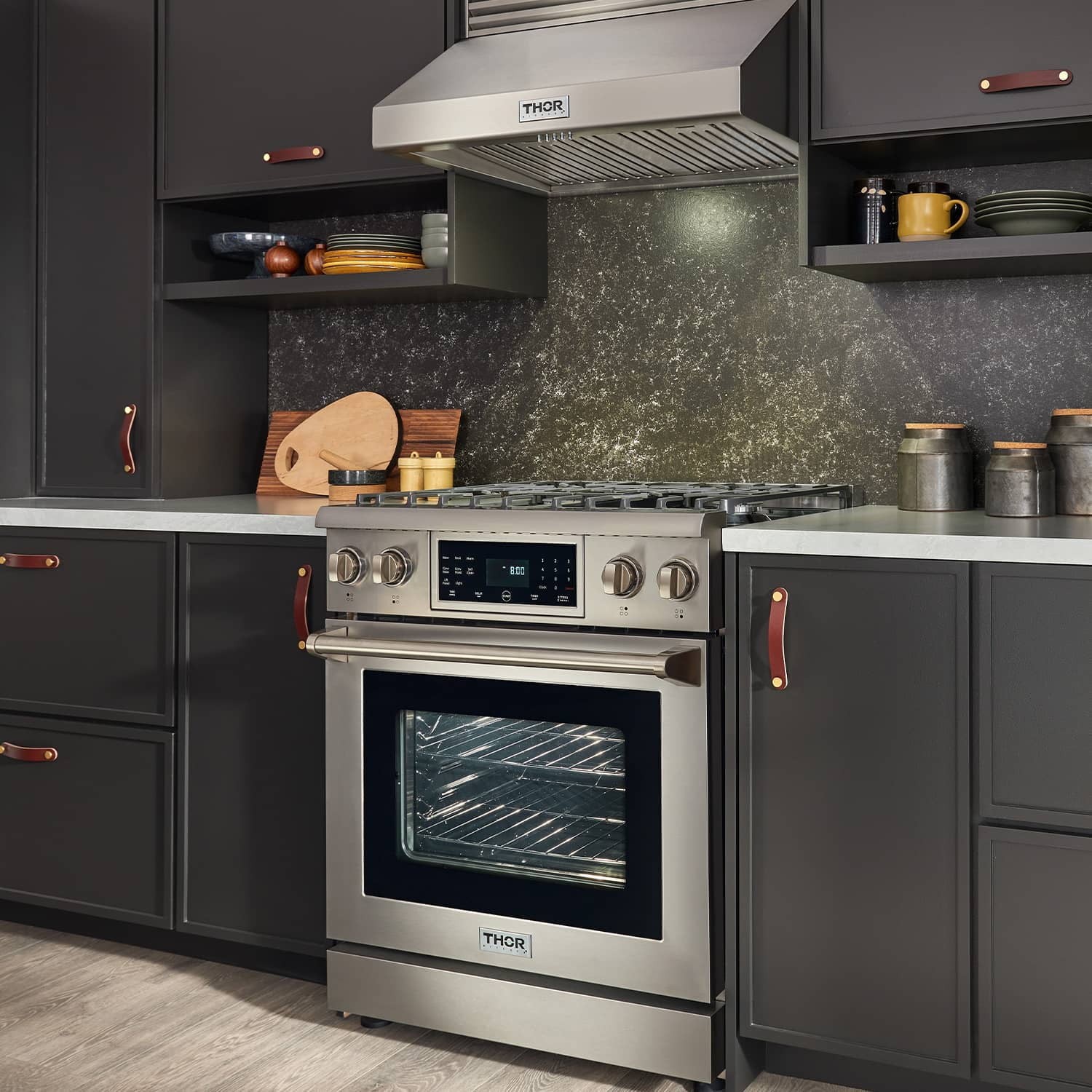 THOR KITCHEN TRG3001 30" free standing gas range