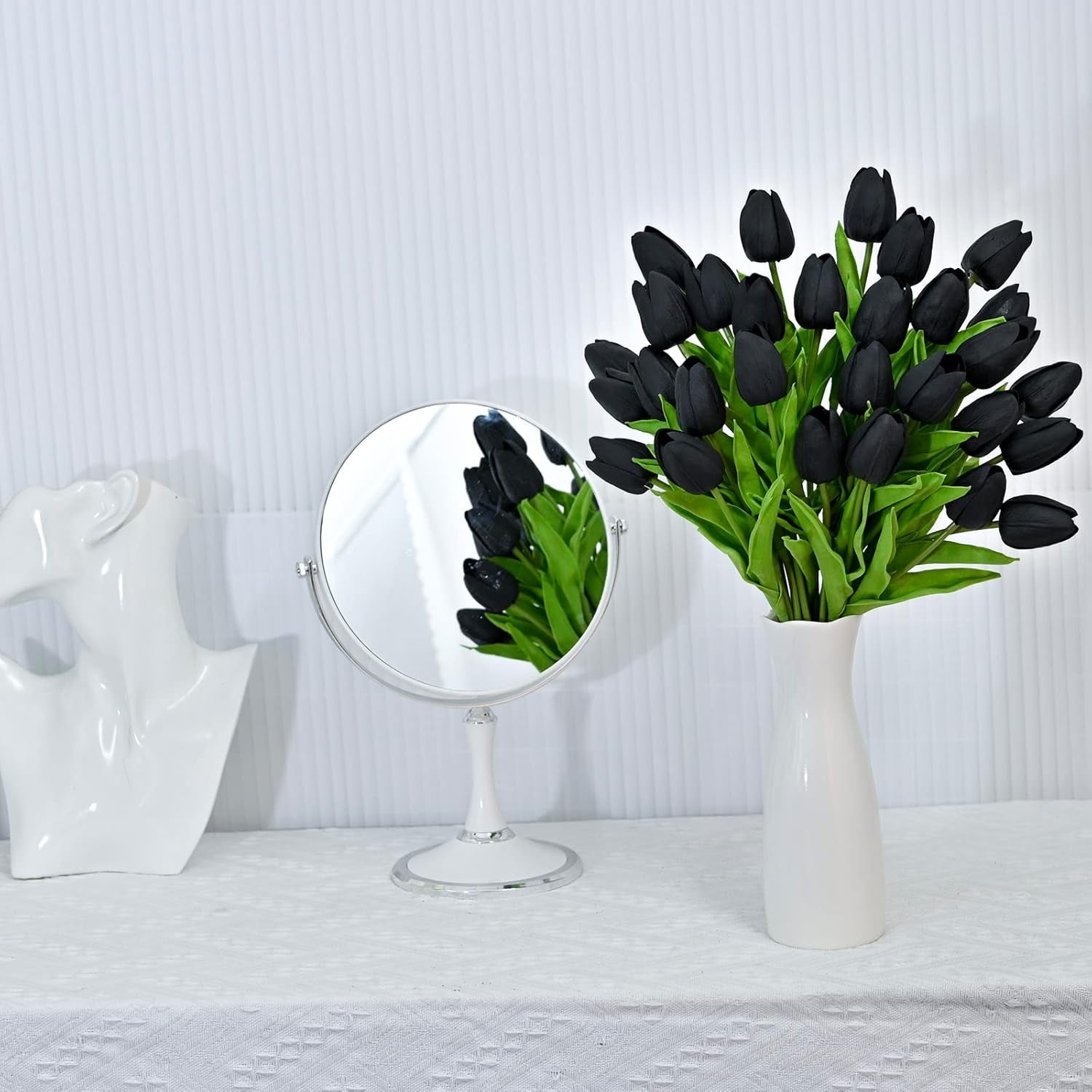 30Pcs Artificial Tulip Flowers Faux Tulip Stems PU Real Touch Tulips 13.7" for Spring Easter Vase Wedding Bouquets Floral Arrangements Wreath Table Centerpiece Indoor Outdoor Decoration (Black)