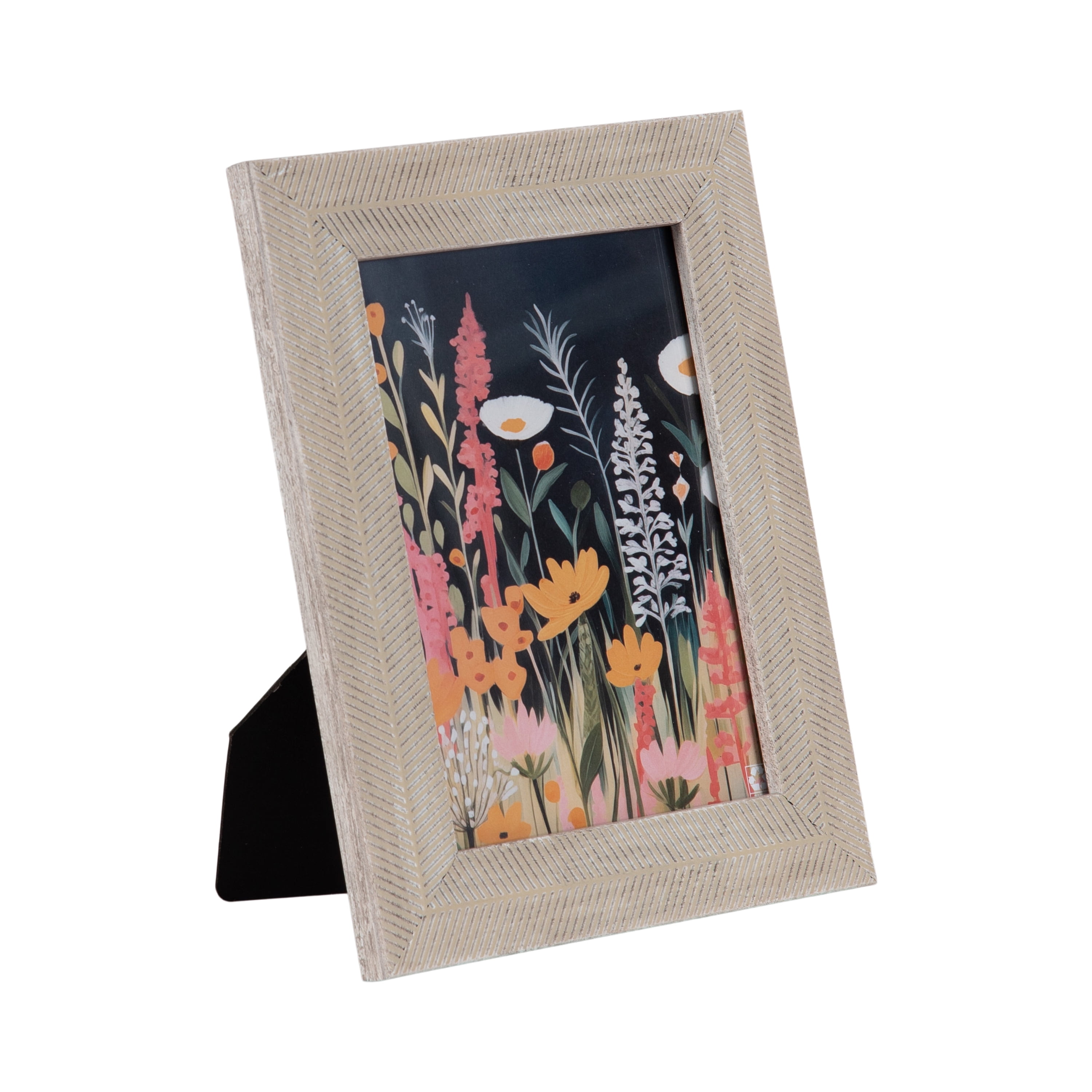 DesignOvation 5x7 Chevron Distresssed White/Natural Decorative Tabletop Picture Frame