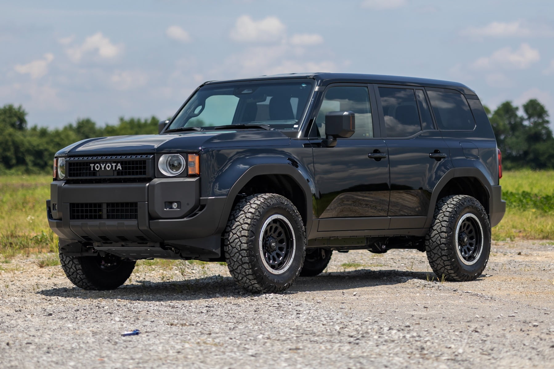 Rough Country 1" Leveling Kit for 24-26 Toyota Land Cruiser 4WD - 72900_A