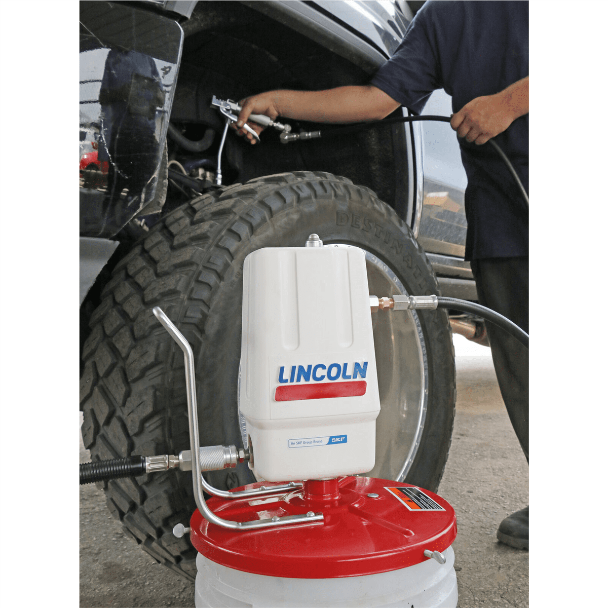 Lincoln Industrial 989 Heavy Duty Grease Pump for 25-50 lbs. Drum