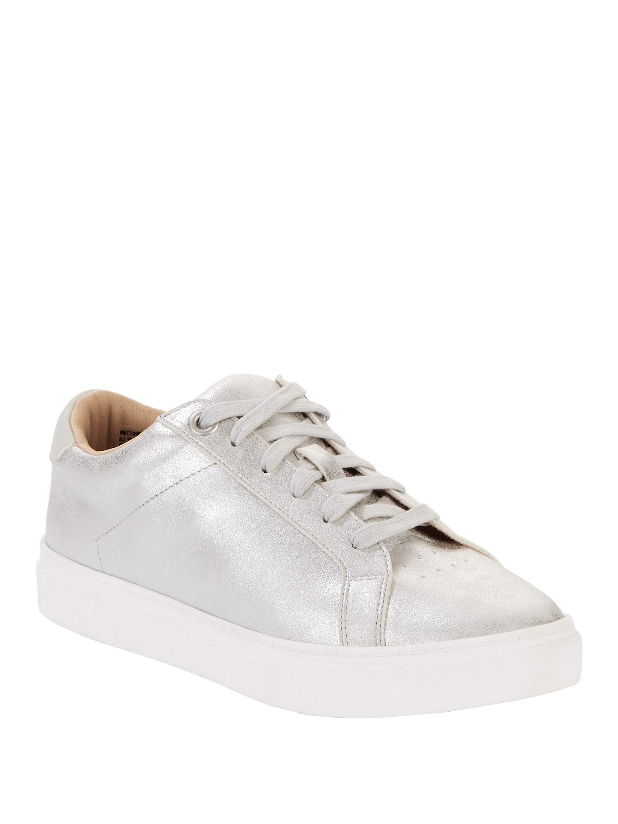 time and tru platform sneaker